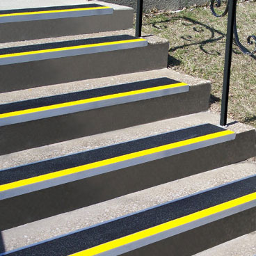 MASTER STOP 404NS20036102 Renovation Stair Tread Aluminum with Mineral Abrasive Anti-Slip Surface 4 Depth 36 Length Sure-Foot 4 Depth Yellow Front Black Back 36 Length 