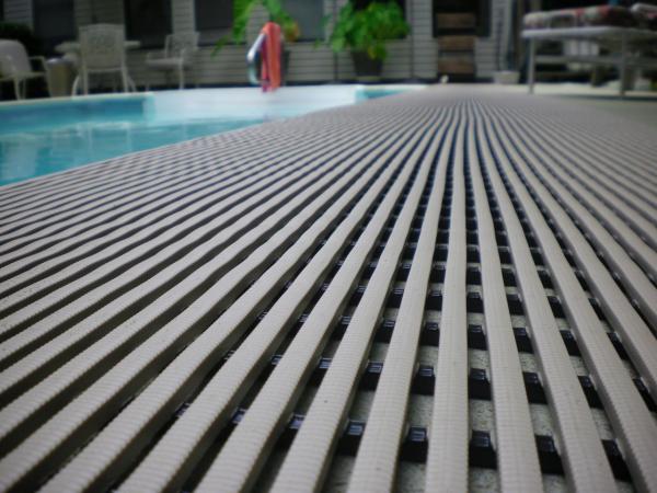 HeronRib Mat Non-Slip Surface