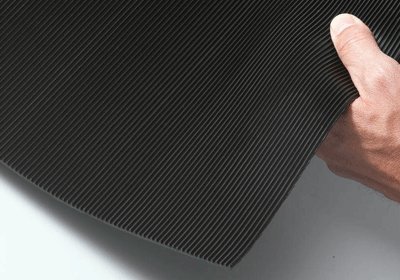 Black Ribbed Vinyl Roll Mat