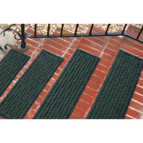 Waterhog Stair Treads Mesh Design Evergreen