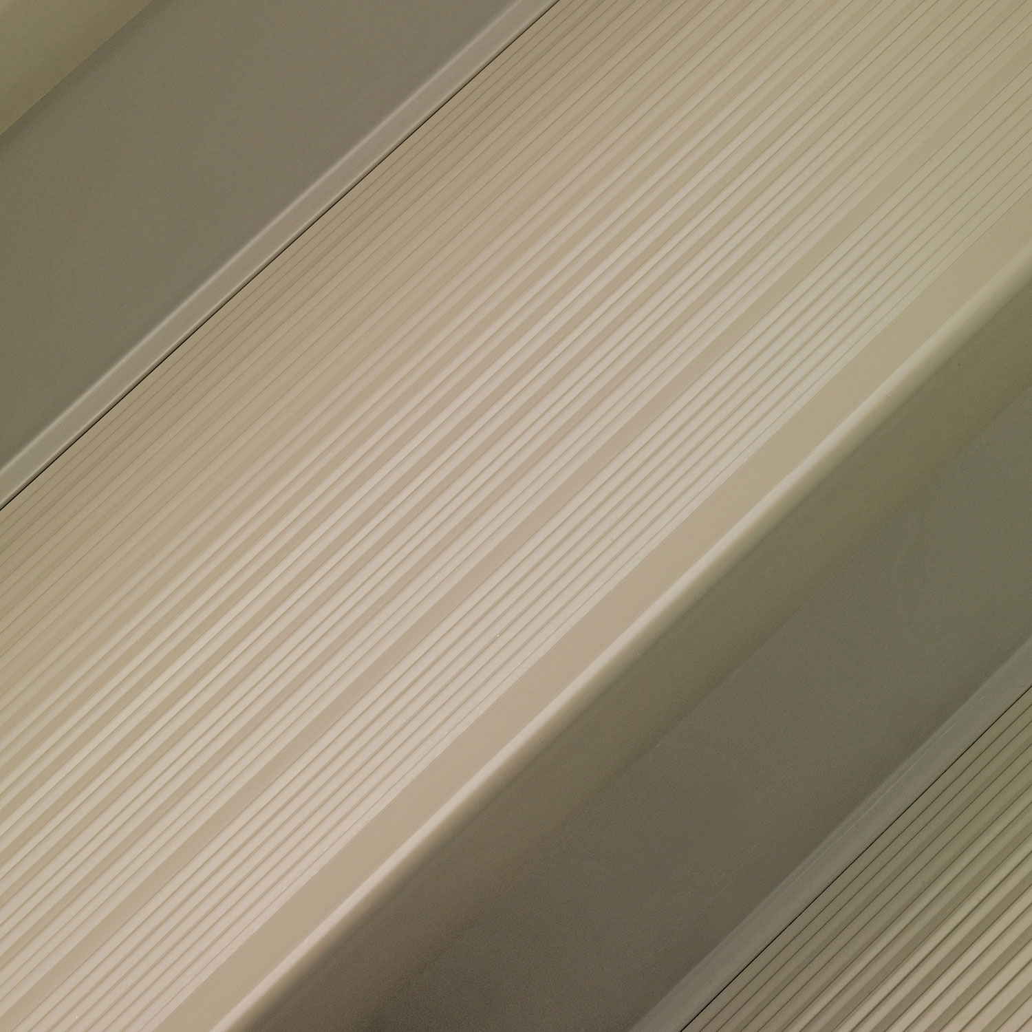 Heavy Duty Ribbed Vinyl Stair Tread